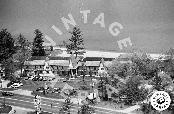 Fox Haus Motor Lodge - 1980 Aerial